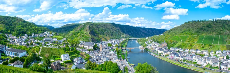 Fotobehang Cochem panorama with Moselle river valley, Germany © Flaviu Boerescu
