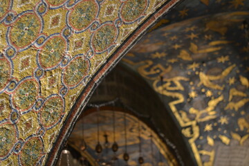 Detail of a wall in the grand bazaar