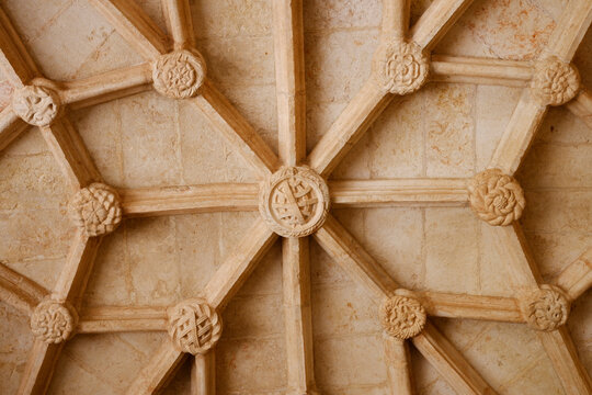 Roof details of Jer&oacute;nimos Monastery, Lisbon.