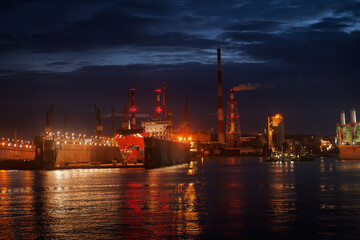 Fototapeta na wymiar Scenery industrial landscape. Twilight over Shipyard.