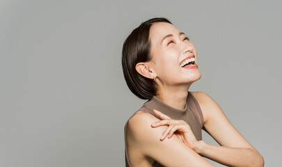 Obraz premium 笑っている日本人女性のビューティーポートレート