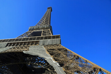 Close to Eiffel Tower (Tout Eiffel) - Paris, France