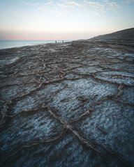 Wschód słońca na wybrzeżu Morza Martwego, Jordania - obrazy, fototapety, plakaty
