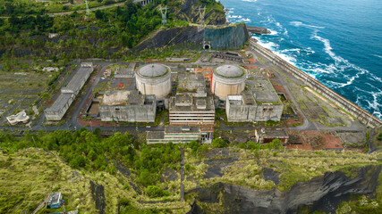 Central Nuclear abandonada de Lemóniz en Vizcaya