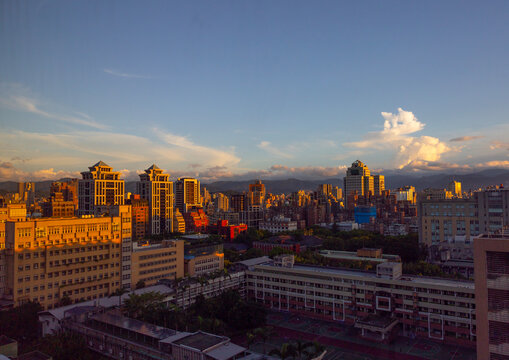 Fototapeta Aerial view of the city at sunset, Taipei, Taipei, Taiwan