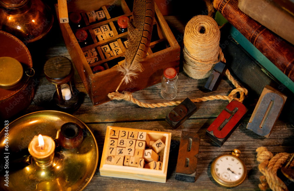 Fototapete retro type objects and old wooden typographic blocks. letters and numbers. vinatage background