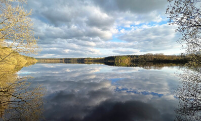 Fototapeta premium Lake reflections in the eveing