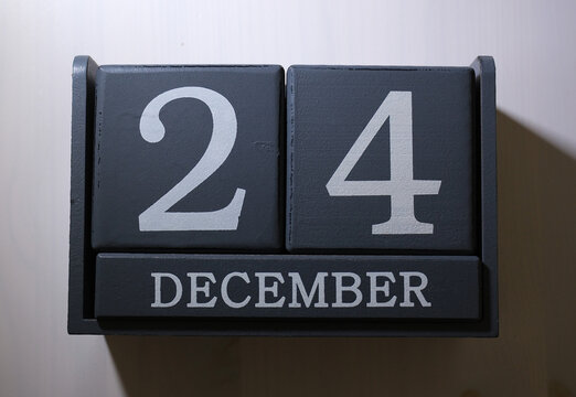 24.Dezember Images &ndash; Browse 7,847 Stock Photos, Vectors, and Video