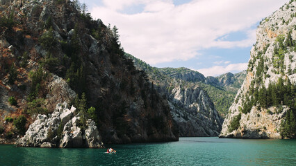 Obraz premium Oymapinar Lake, Turkey. Green Canyon in Manavgat region, Turkey. 