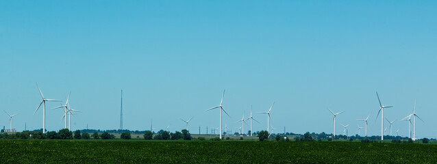 Windmill farm in the Mid West of the United States