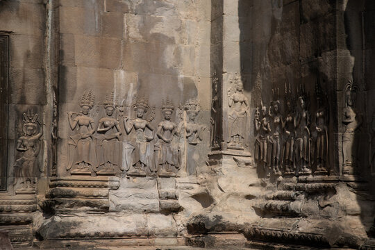 Angkor Wat ancient carvings