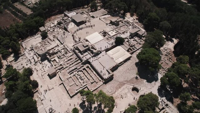 Minoan Palace of Knossos, drone view. the largest Bronze Age archaeological site on Crete and the ceremonial and political centre of the Minoan civilization and culture. High quality 4k footage