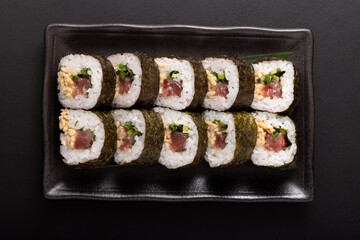 [メバチマグロ]　鉄火納豆巻き