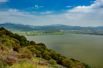 Fototapeta na wymiar Lake Pamvotis view in Ioannina, Greece 