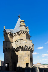 El Hermoso Palacio Real de Olite en Navarra, España	