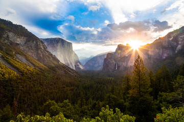 Sunrise Breaking over Yosemite Valley, Yosemite National Park, California