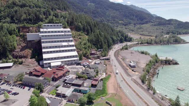 Aerial view of the beautiful Howe Sound and mountain at Britannia Beach, old mine, tourist attraction, Sea to Sky highway. 4K 24FPS