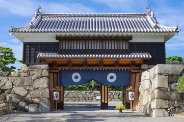 高松城の桜御門