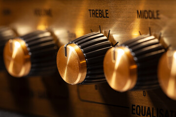 guitar amp equalizer treble control knob