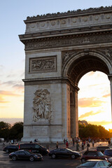 Fototapeta premium arc de triomphe at sunset