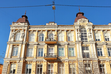 Fototapeta na wymiar Beautiful old building in Old Town of Kyiv, Ukraine