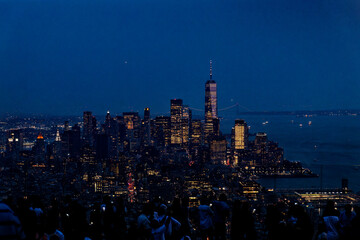 Fototapeta premium city skyline at night