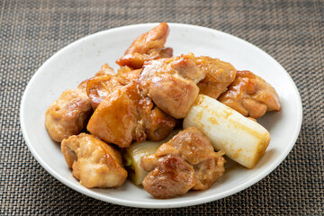 鶏もも肉と白ねぎの炒め物。
