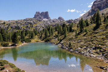 Fototapeta na wymiar Hiking trail number 441 to Averau rock, Dolomites, Italy