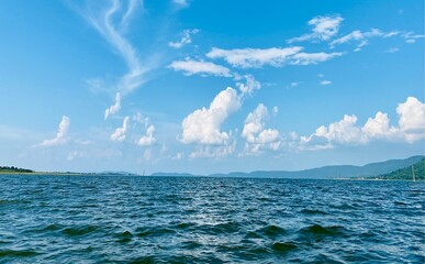 Photo sky and clouds, mountains and sea