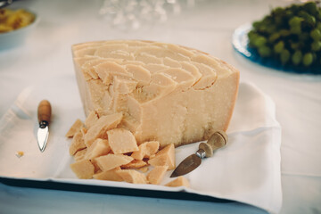 cheese and crackers