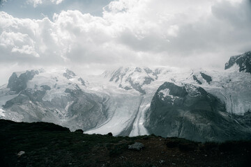 Gornergletscher mit Monte Rosa Massiv