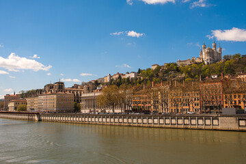 Obraz premium Basilica of Fourvière overlooking Lyon