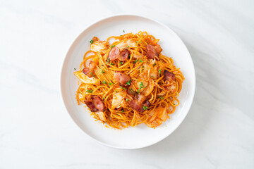 stir-fried spaghetti with kimchi and bacon