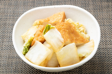 厚揚げと白菜の煮物。
