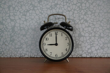 alarm clock against grey background - 651463297