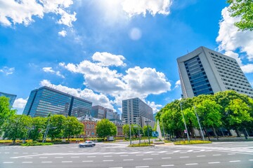 桜田門から望む官庁街　警視庁　法務省 © oka