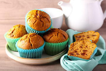 Pumpkin muffins with raisin