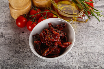 Homemade dry tomatoes with oil