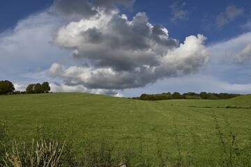 Obraz premium Natur und Wolken zwischen Alfeld und Einbeck