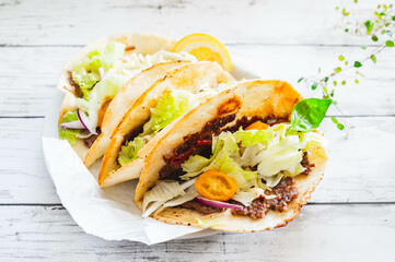 メキシカン料理　タコス