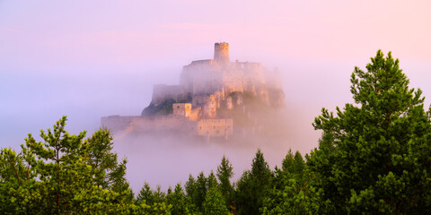 Spis Castle (Spissky hrad, Slovakia) - one of the most impressive castles in Central Europe emerges...