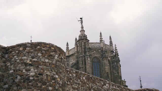 View of the Cathedral of Santa Maria de Astorga and the stone wall.