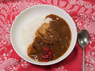 熱々のカツカレー