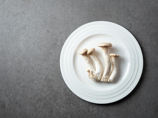 Fototapeta na wymiar Pile of mushrooms on plate