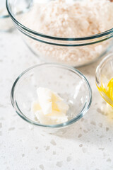 Simple vanilla bundt cake from box cake