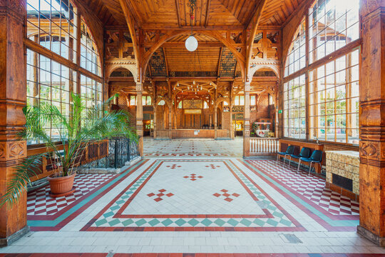 Swieradow-Zdroj, Poland - June 24, 2019; &ldquo;Dom Zdrojowy&rdquo; - the longest Walking Hall in Lower Silesia (80 meters); Świerad&oacute;w Czerniawa health resort