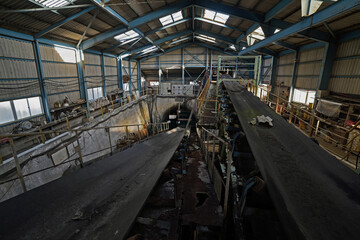 炭鉱施設の廃墟「坑口跡」