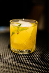 binóculo, beber, vinho, vermelho, alcool, aperitivo, isolado, fruta, bebiba, alimento, branco, morango, fresco, cereja, celebração, líquido, doces, martini, suco, champagne, sobremesa, morango, baga, 