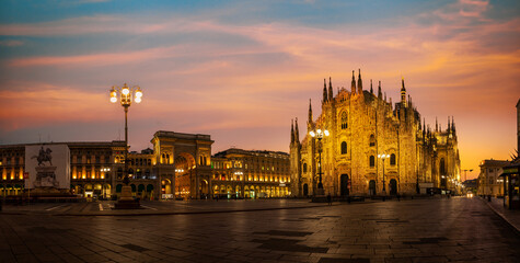 Duomo cathedral panorama - obrazy, fototapety, plakaty