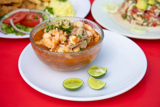 sopa de mariscos